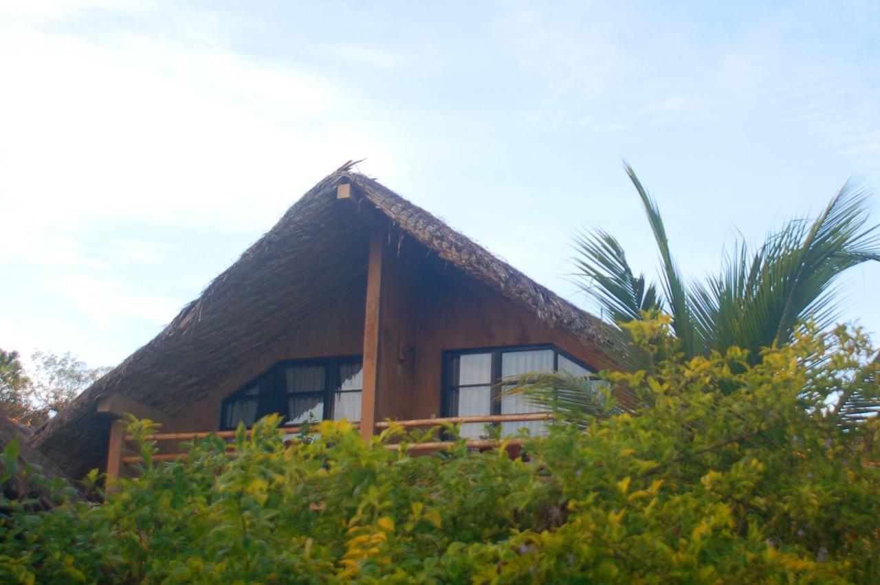 Axkan Palenque, Shows En Vivo & Gastronomia Mar Y Tierra & Travel Agency Exterior photo