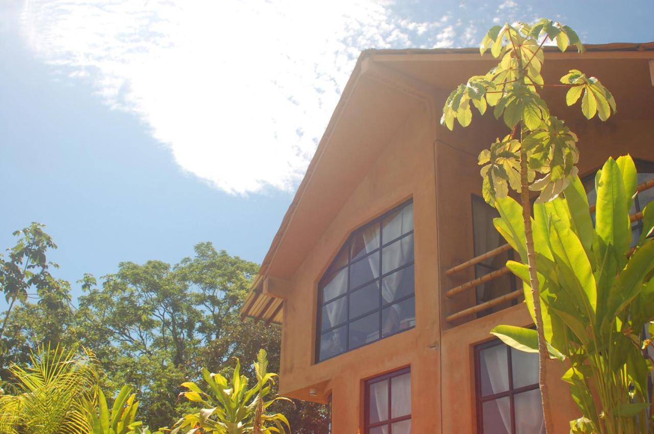 Axkan Palenque, Shows En Vivo & Gastronomia Mar Y Tierra & Travel Agency Exterior photo