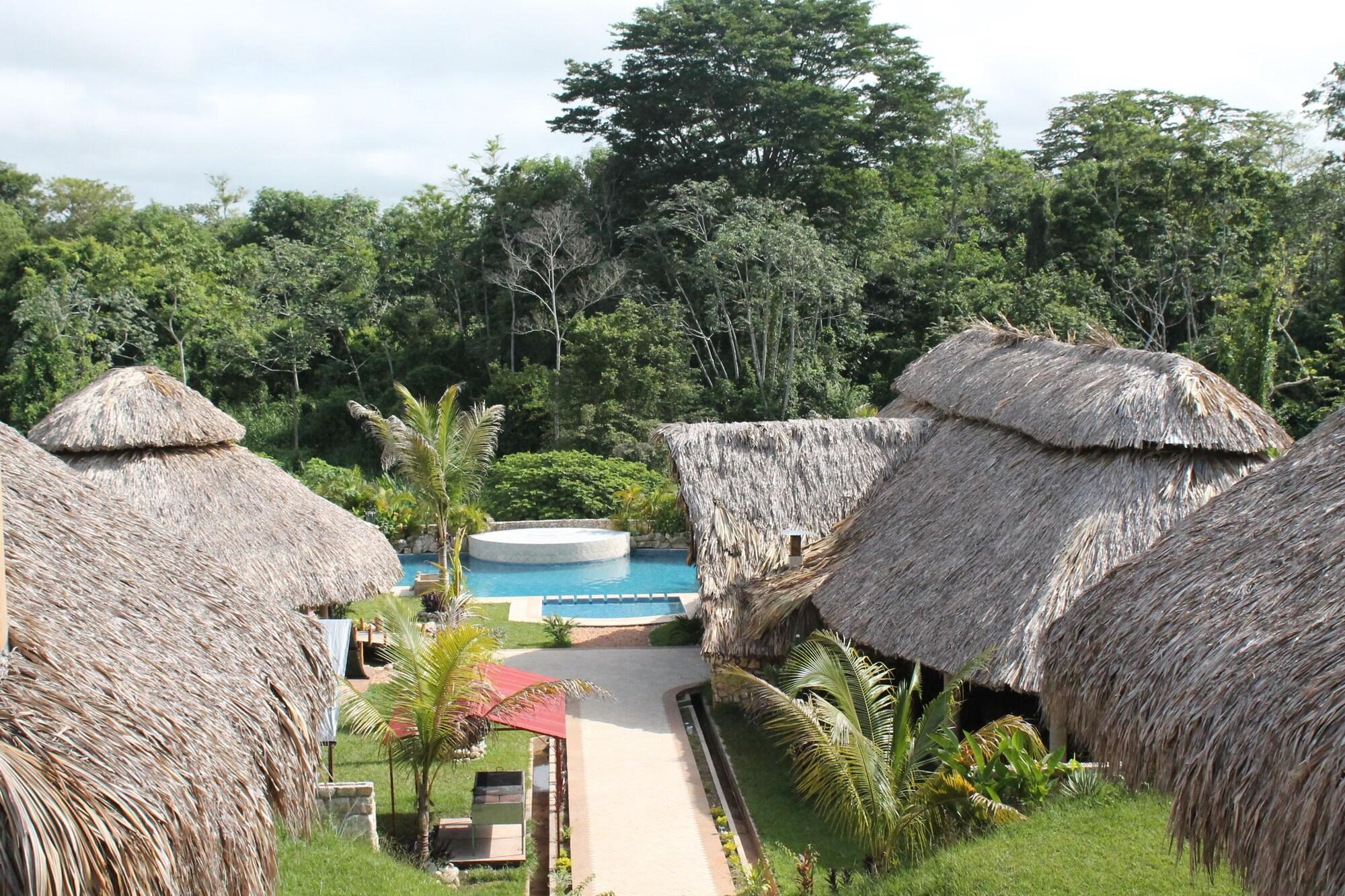 Axkan Palenque, Shows En Vivo & Gastronomia Mar Y Tierra & Travel Agency Exterior photo