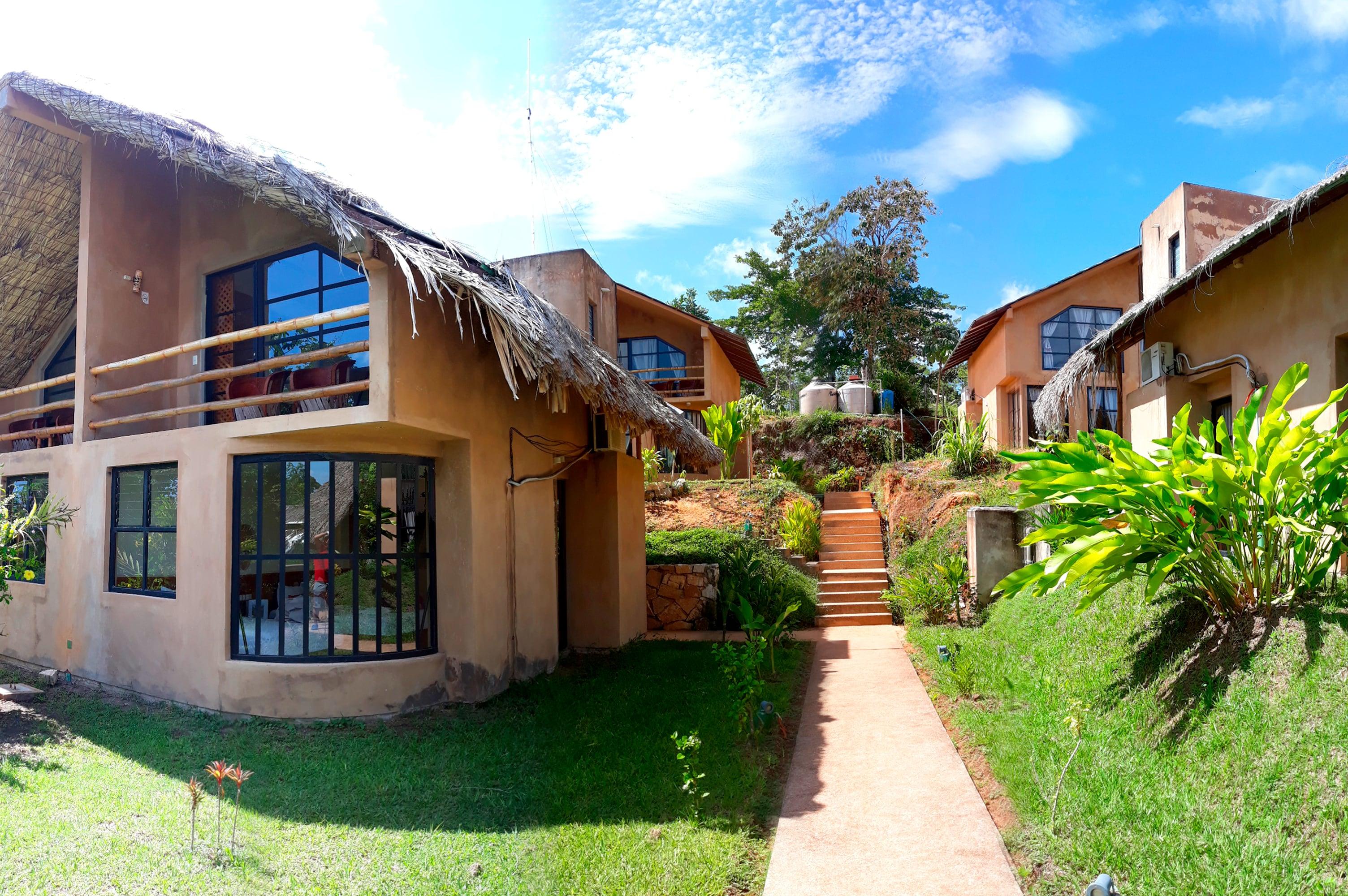Axkan Palenque, Shows En Vivo & Gastronomia Mar Y Tierra & Travel Agency Exterior photo